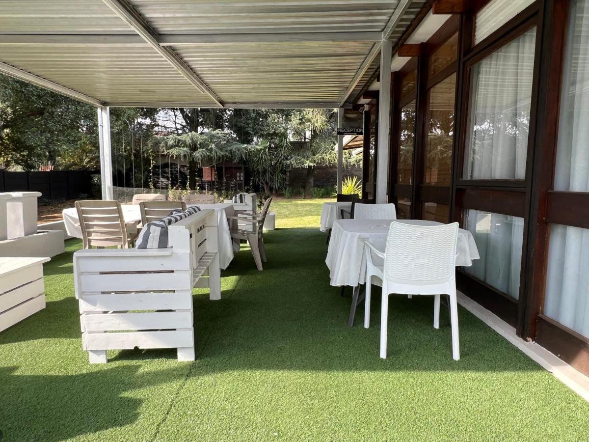 Le'Ciara Luxury Guest House Johannesburg Buitenkant foto