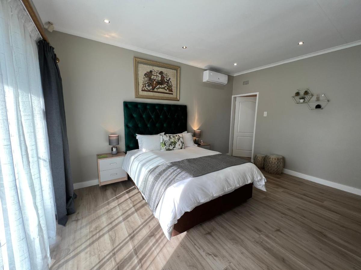 Le'Ciara Luxury Guest House Johannesburg Buitenkant foto
